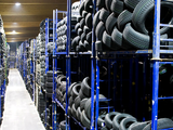 Tire shares tracker: Prices fall