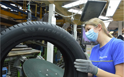 Michelin looks to gradually resume industrial activity 